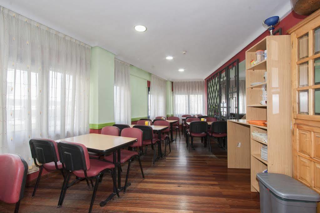 Hotel Regio Torrelavega Εξωτερικό φωτογραφία